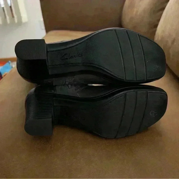 CLARKS Dream Regal Knee High Boot Suede Leather Block Heel Grey 8 - Picture 6 of 6